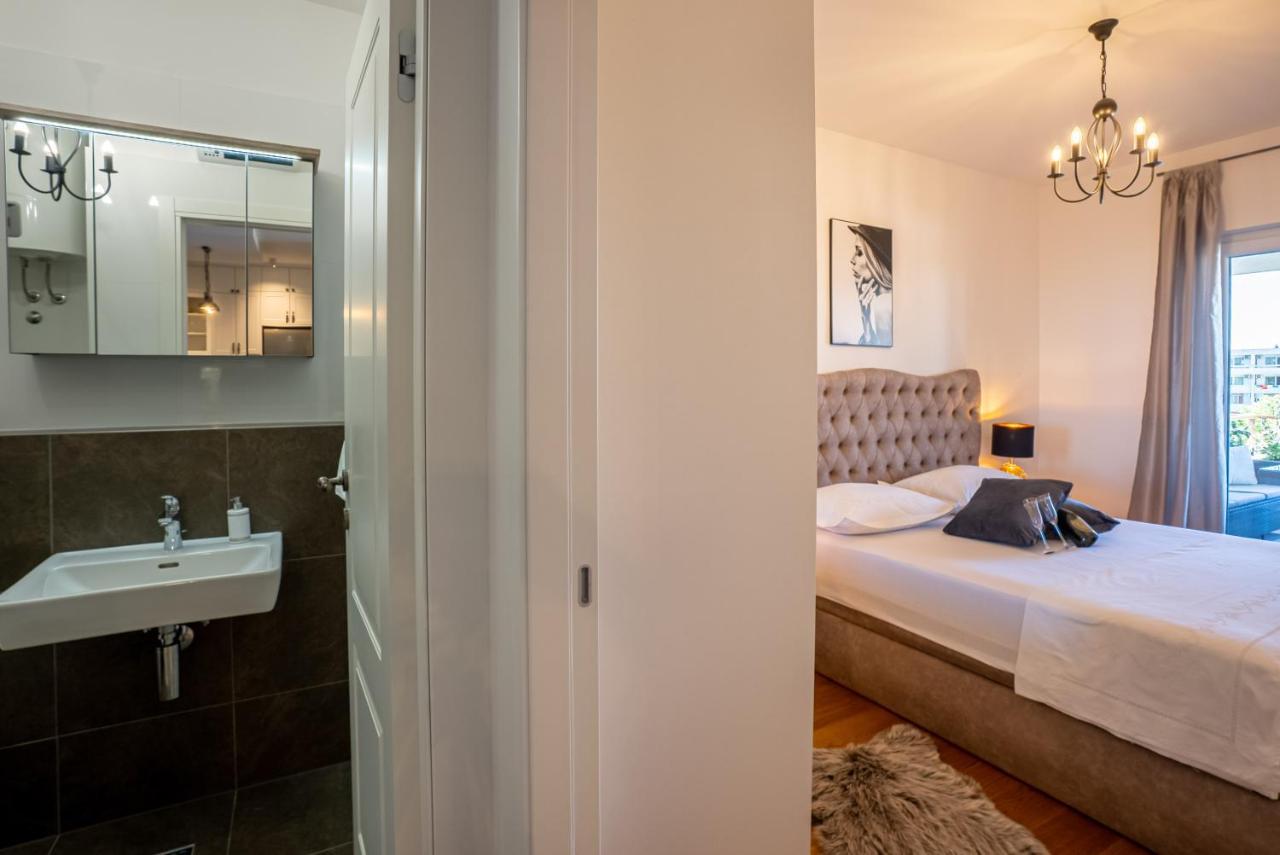 Morska Vila 6 Luxury Apartment Znjan Split Buitenkant foto