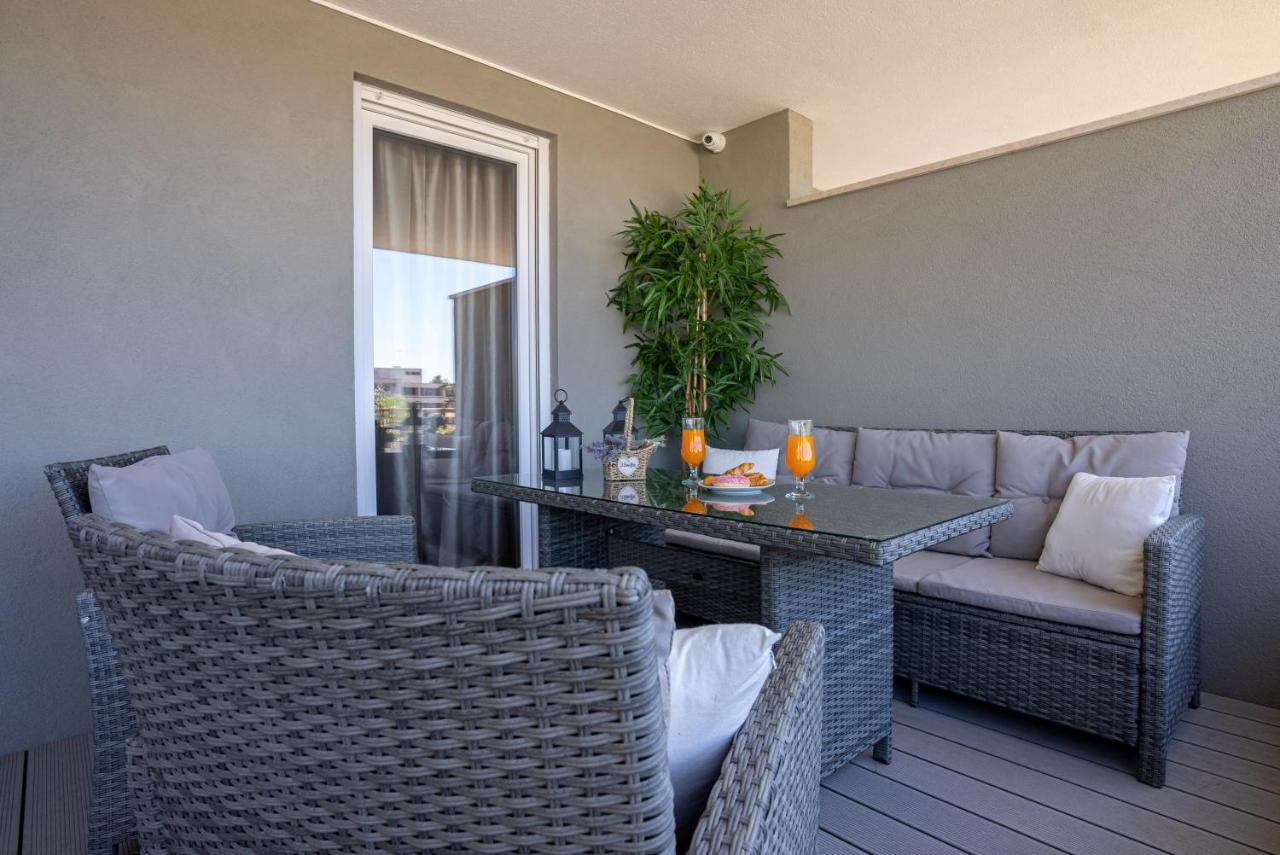 Morska Vila 6 Luxury Apartment Znjan Split Buitenkant foto